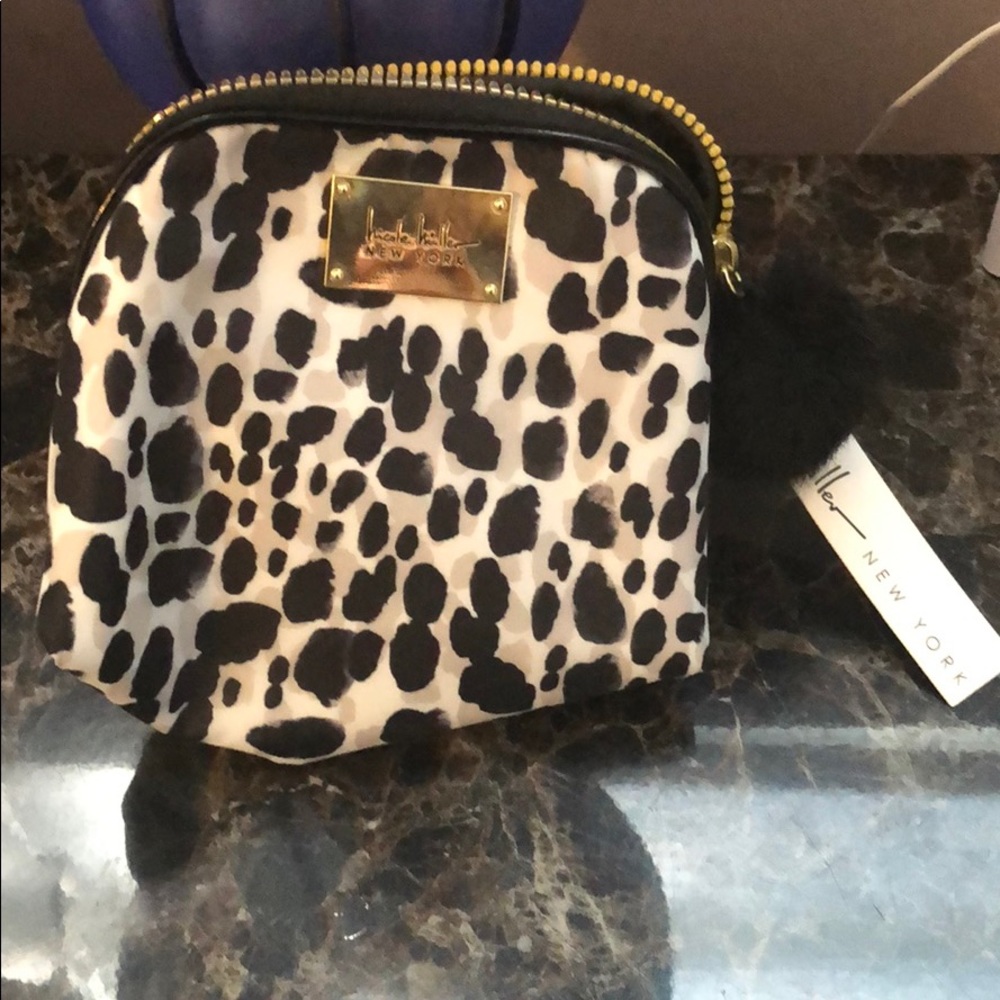 Nicole Miller New York makeup/cosmetic bag